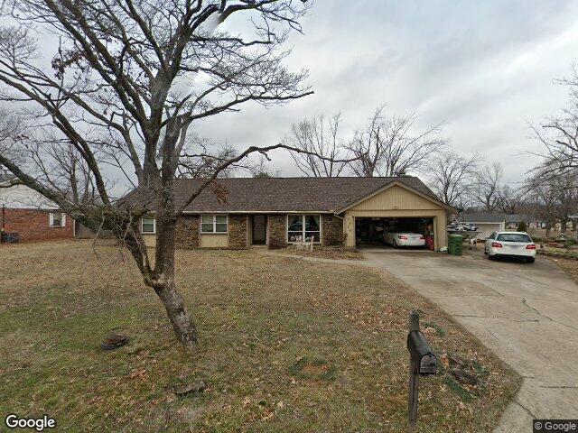 2824 highland dr, rogers,  AR 72756