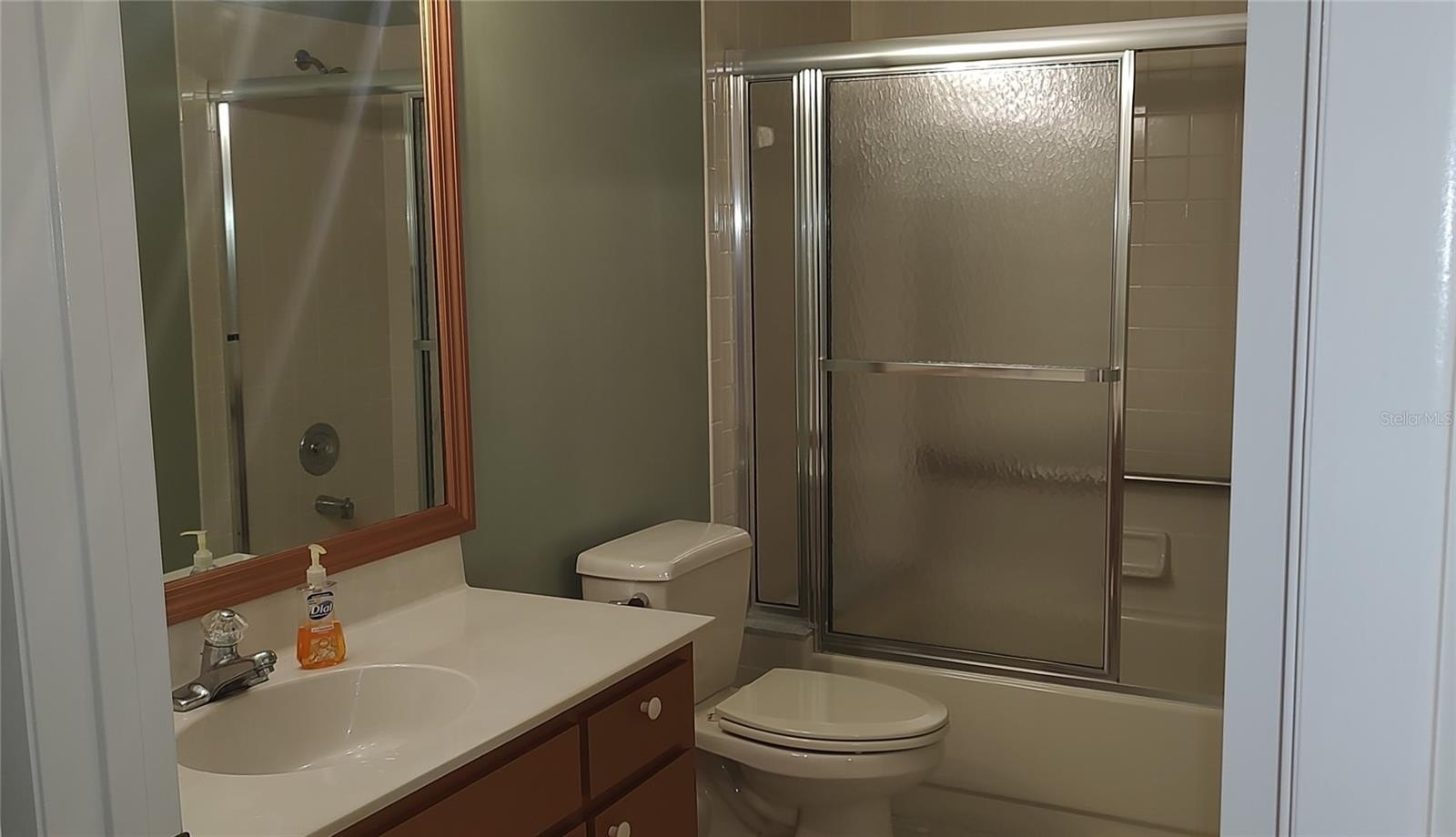 2222 norwegian drive
                                ,Unit 16, clearwater,  FL 33763