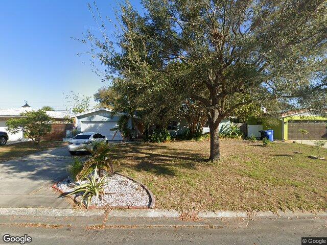 5961 36th ave n, saint petersburg,  FL 33710