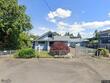 5327 se ogden st, portland,  OR 97206