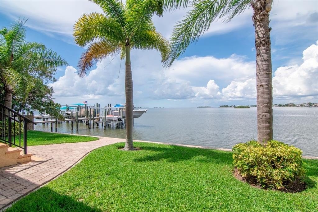 2675 st josephs drive e
                                ,Unit B, dunedin,  FL 34698