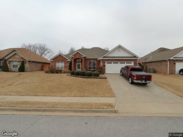 206 camelot, rogers,  AR 72756