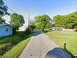 208 s pine st, sandersville,  MS 39477