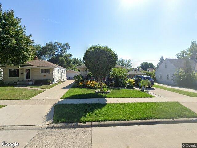 23290 rosalind ave, eastpointe,  MI 48021