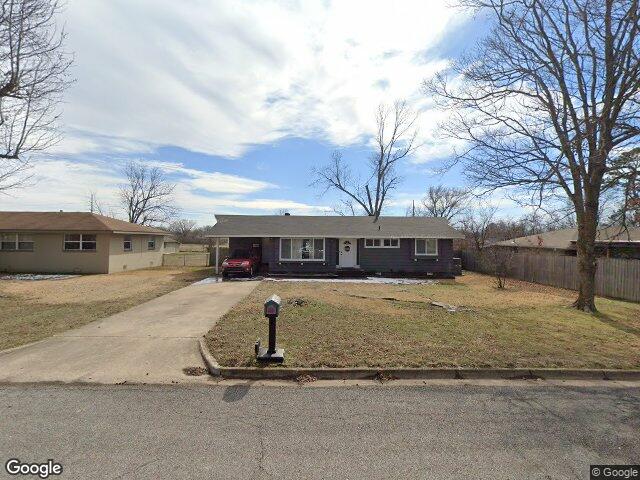 702 e sumac st, rogers,  AR 72756