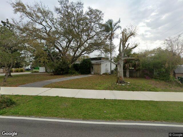 651 20th st nw, largo,  FL 33770