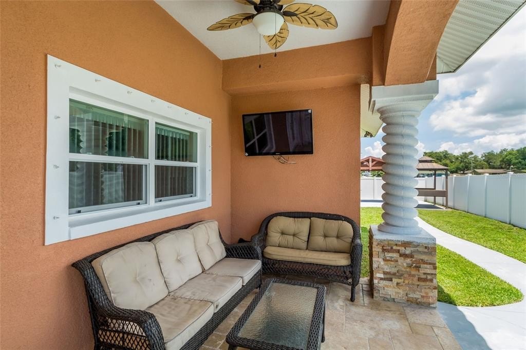 5550 64th ave n, pinellas park,  FL 33781